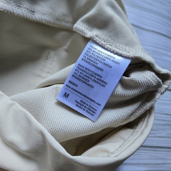 Avalanche Luna Hybrid Outdoor Flare Pant - Picture 5 of 6